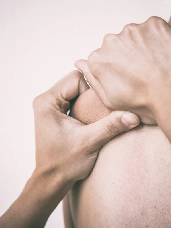 registered massage therapy and osteopathy treatment in Saanichton